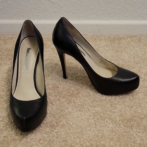 BCBGeneration Classic Black pumps